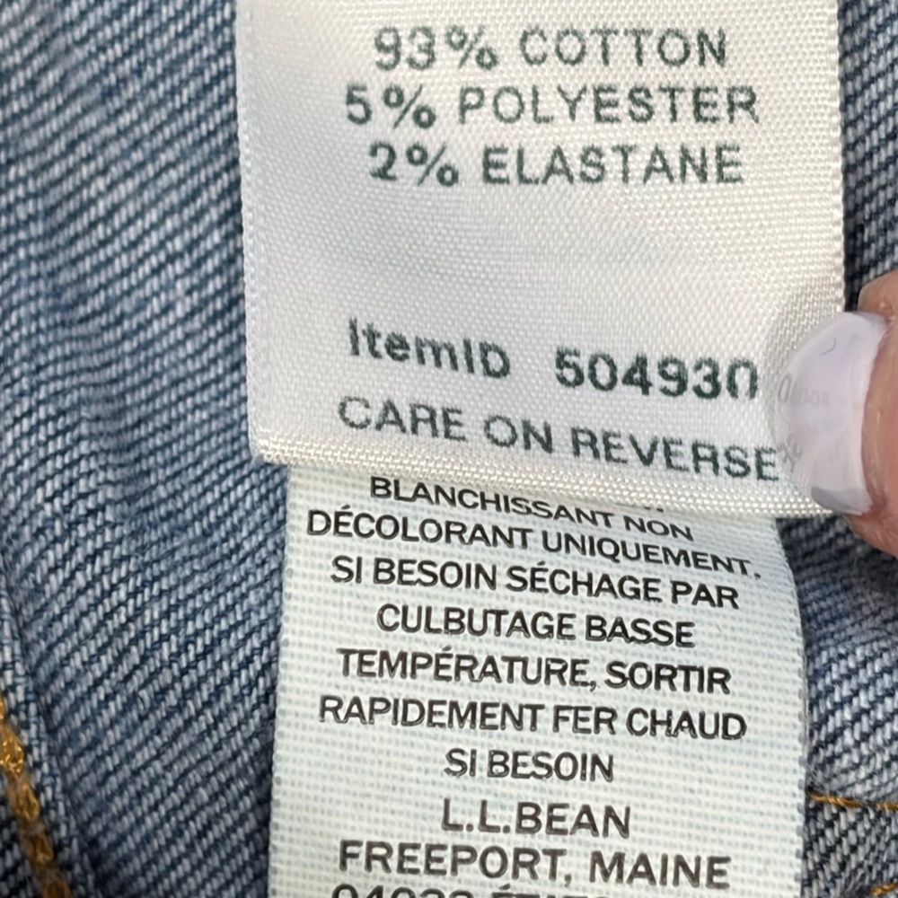 L.L. Bean Classic Fit Blue Jeans - Picture 8 of 11